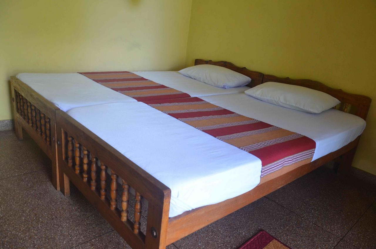 أنرادابورام Lake View The Tourist Guest House المظهر الخارجي الصورة