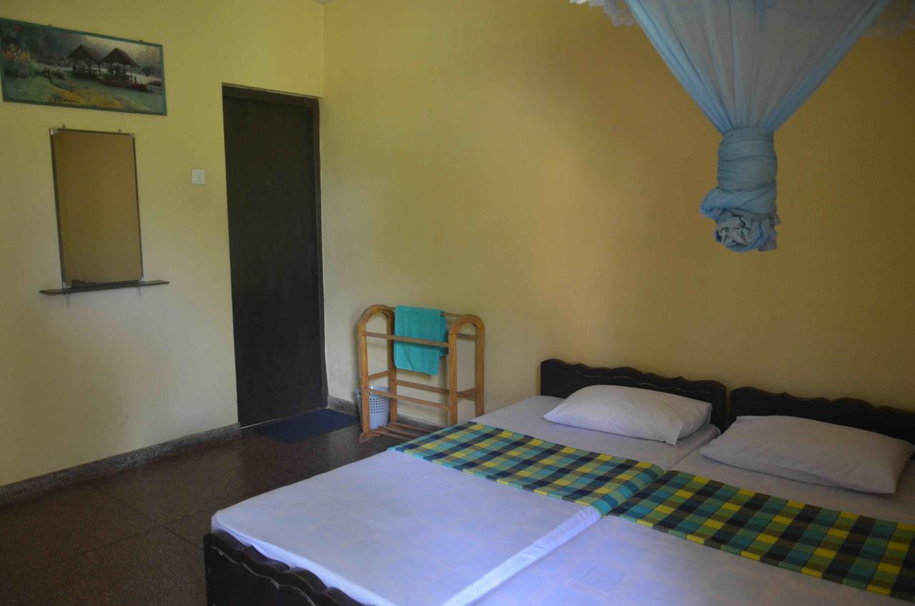 أنرادابورام Lake View The Tourist Guest House المظهر الخارجي الصورة